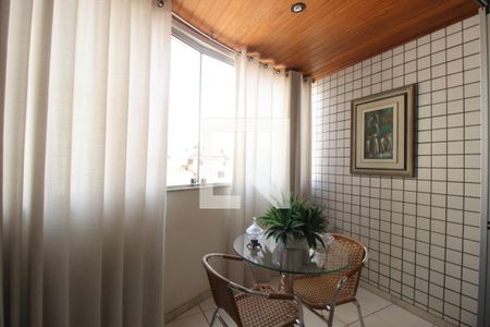 Varanda  de apartamento à venda com 3 quartos, 103m² em Serra, Belo Horizonte