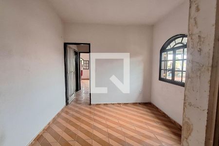 Sala de casa para alugar com 2 quartos, 42m² em Figueira, Duque de Caxias