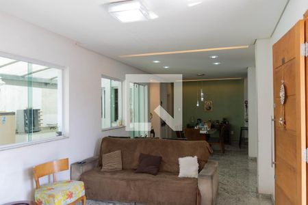 Sala de casa à venda com 3 quartos, 139m² em Prado, Belo Horizonte