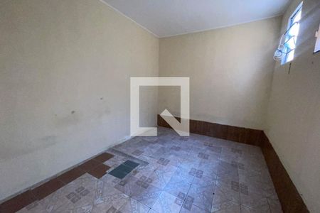 Quarto de casa para alugar com 1 quarto, 80m² em Vila Meriti, Duque de Caxias