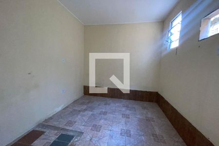 Quarto de casa para alugar com 1 quarto, 80m² em Vila Meriti, Duque de Caxias