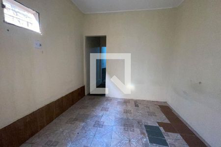 Quarto de casa para alugar com 1 quarto, 80m² em Vila Meriti, Duque de Caxias