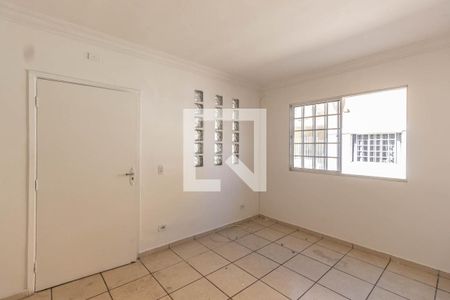 Sala de casa de condomínio para alugar com 2 quartos, 90m² em Jardim Sonia, São Paulo