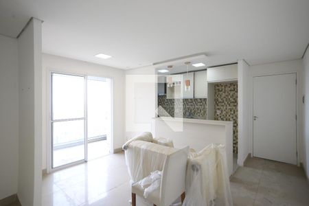 Sala de apartamento para alugar com 3 quartos, 70m² em Jardim Celeste, São Paulo