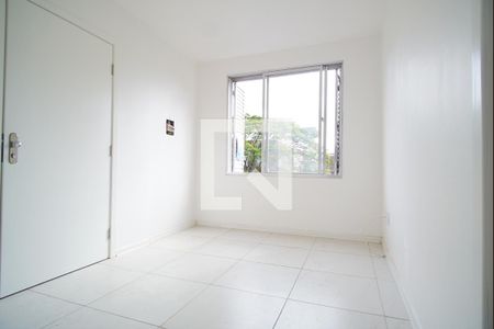 Sala de apartamento para alugar com 3 quartos, 59m² em Jardim Itu, Porto Alegre