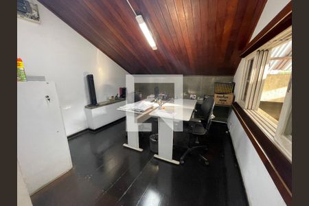 Casa à venda com 295m², 4 quartos e 4 vagas Casa à venda com 295m², 4 quartos e 4 vagasquarto 4