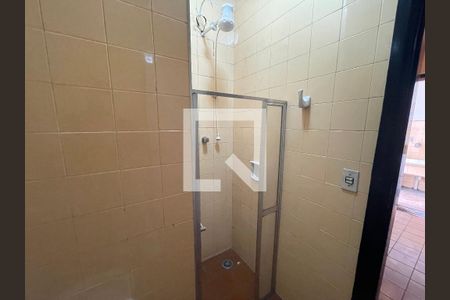 Casa à venda com 295m², 4 quartos e 4 vagas Casa à venda com 295m², 4 quartos e 4 vagasBanheiro 1