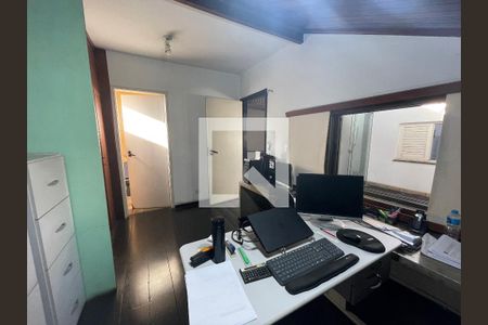 Casa à venda com 295m², 4 quartos e 4 vagas Casa à venda com 295m², 4 quartos e 4 vagasquarto 3