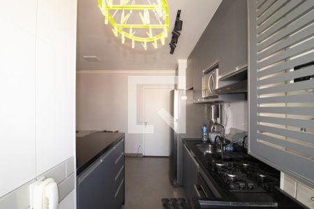 Cozinha e Área de Serviço de apartamento à venda com 2 quartos, 42m² em Vila Constança, São Paulo