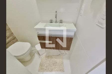 Lavabo de casa à venda com 3 quartos, 112m² em Copacabana, Rio de Janeiro