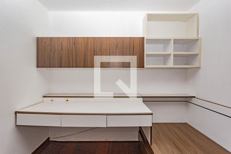 Quarto 1 de apartamento para alugar com 3 quartos, 229m² em Bosque da Saúde, São Paulo