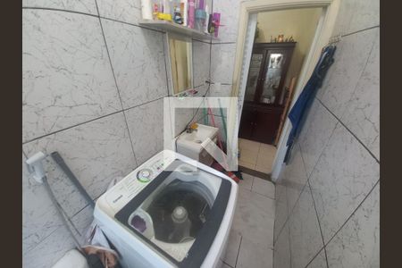 Banheiro de apartamento para alugar com 1 quarto, 60m² em Centro, São Vicente