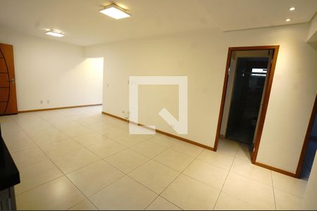 Sala de apartamento para alugar com 3 quartos, 69m² em Setor Bela Vista, Goiânia