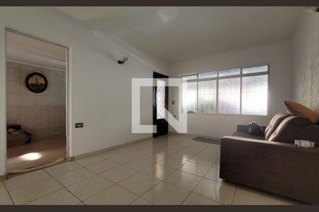 Sala de casa para alugar com 2 quartos, 120m² em Vila Metalúrgica, Santo André