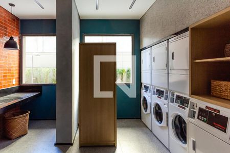 Studio para alugar com 25m², 1 quarto e sem vaga Studio para alugar com 25m², 1 quarto e sem vagaLavanderia