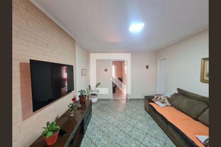 Sala de casa à venda com 4 quartos, 131m² em Jardim Santa Cecília, Guarulhos