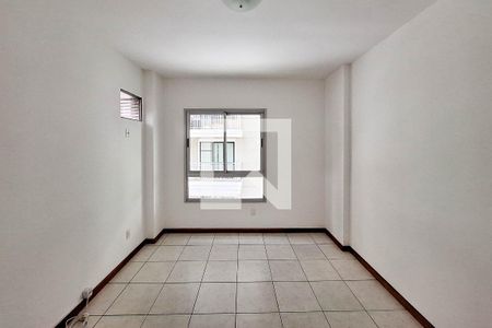 Quarto de apartamento à venda com 1 quarto, 60m² em Ingá, Niterói