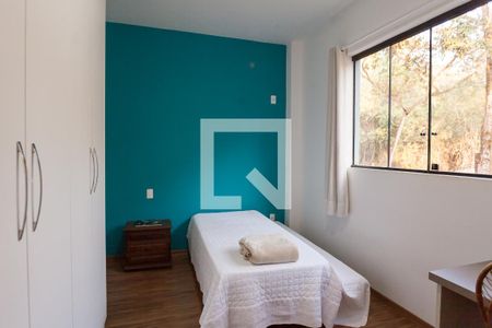 quarto 1 de casa de condomínio à venda com 3 quartos, 240m² em Passárgada, Nova Lima