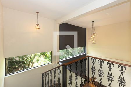 Escada de casa de condomínio à venda com 3 quartos, 240m² em Passárgada, Nova Lima