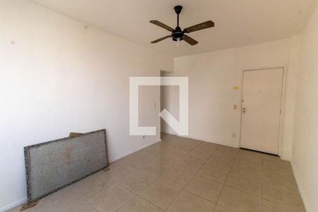 Sala de apartamento à venda com 2 quartos, 76m² em Icaraí, Niterói