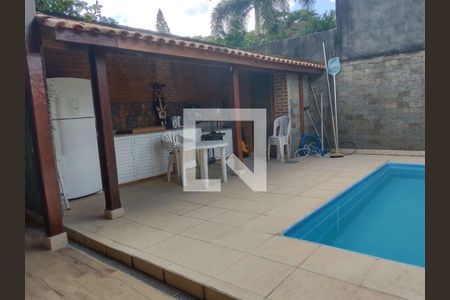 Casa à venda com 2 quartos, 80m² em Maravista, Niterói