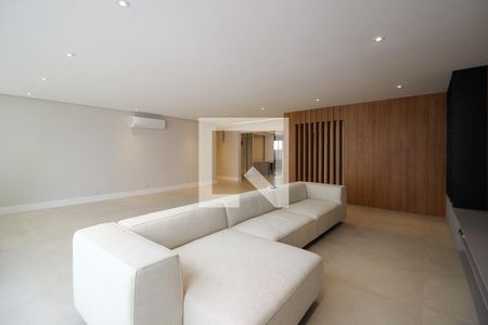 Apartamento para alugar com 243m², 3 quartos e 2 vagasSala