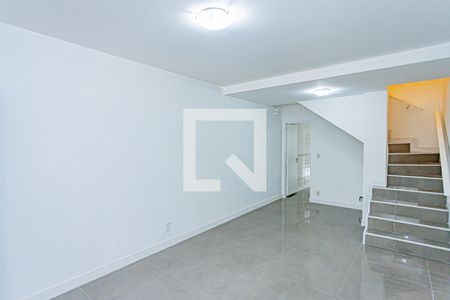 Sala de casa para alugar com 3 quartos, 200m² em Vila Albertina, São Paulo