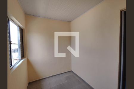 Quarto 2 de casa para alugar com 2 quartos, 70m² em Vila Andeyara, Ferraz de Vasconcelos