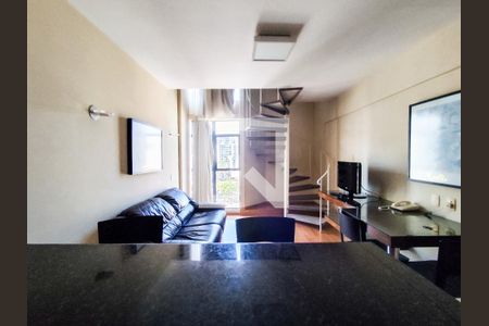 Sala de apartamento para alugar com 1 quarto, 42m² em Funcionários, Belo Horizonte