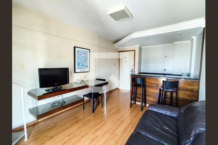 Sala de apartamento para alugar com 1 quarto, 42m² em Funcionários, Belo Horizonte