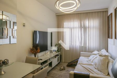 Apartamento à venda com 66m², 2 quartos e sem vagaSala