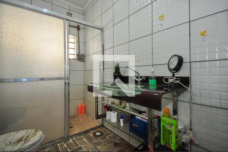 Banheiro de casa à venda com 1 quarto, 309m² em Jardim Santa Terezinha, Taboão da Serra