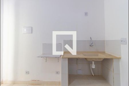 Apartamento para alugar com 1 quarto, 20m² em Vila Bertioga, São Paulo