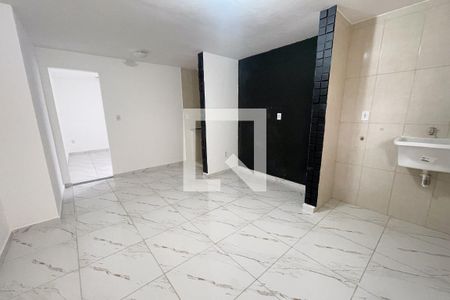 Sala de casa para alugar com 1 quarto, 25m² em Parque Paulicéia, Duque de Caxias