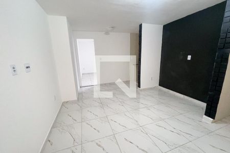 Sala de casa para alugar com 1 quarto, 25m² em Parque Paulicéia, Duque de Caxias