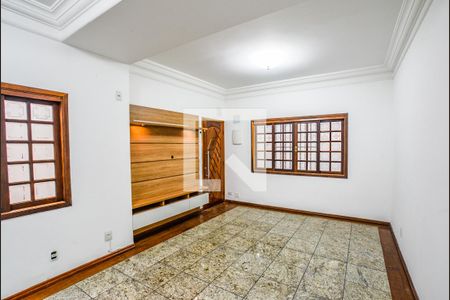 Sala de casa à venda com 2 quartos, 155m² em Jardim Las Vegas, Santo André