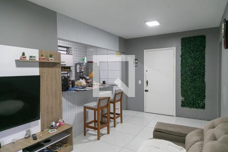 Sala de apartamento à venda com 2 quartos, 60m² em Nonoai, Porto Alegre