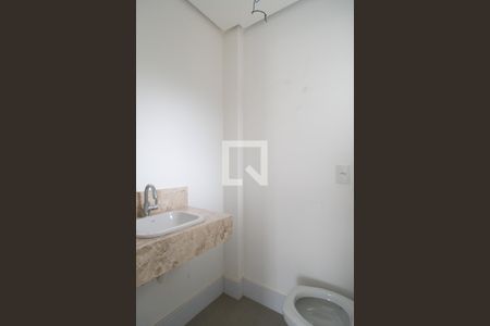 Lavabo de casa de condomínio para alugar com 4 quartos, 300m² em Pedra Redonda, Porto Alegre