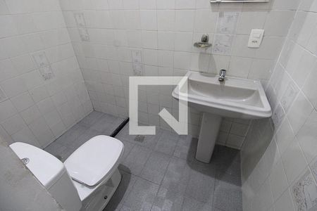 Banheiro da Suíte de casa para alugar com 2 quartos, 99m² em Marechal Hermes, Rio de Janeiro