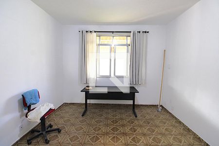 Quarto de casa para alugar com 2 quartos, 99m² em Marechal Hermes, Rio de Janeiro