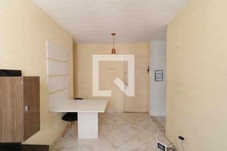 Sala de apartamento para alugar com 2 quartos, 50m² em Água Santa, Rio de Janeiro