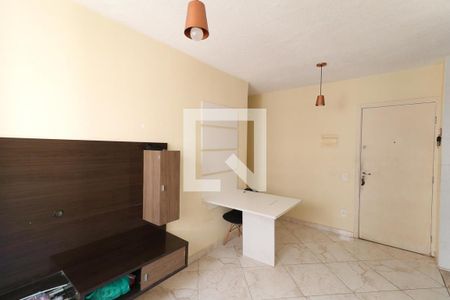 Detalhe Sala de apartamento para alugar com 2 quartos, 50m² em Água Santa, Rio de Janeiro