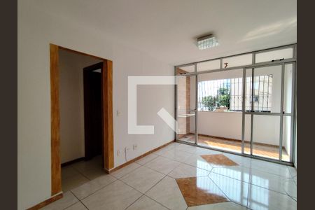 Sala de apartamento à venda com 2 quartos, 60m² em São Paulo, Belo Horizonte