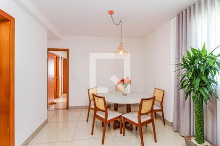 Sala de apartamento à venda com 3 quartos, 90m² em Sagrada Família, Belo Horizonte