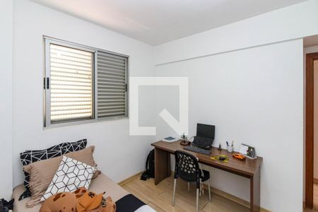 Quarto 2 de apartamento à venda com 3 quartos, 90m² em Sagrada Família, Belo Horizonte