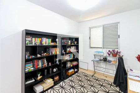 Quarto 1 de apartamento à venda com 3 quartos, 90m² em Sagrada Família, Belo Horizonte