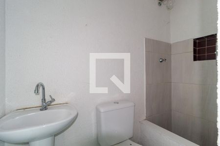 Banheiro de kitnet/studio para alugar com 1 quarto, 20m² em Brás, São Paulo