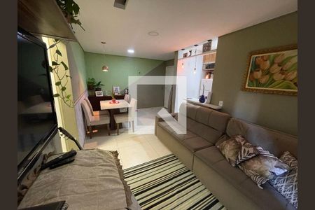 Sala  de apartamento para alugar com 2 quartos, 60m² em Jardim Rio das Pedras, Cotia