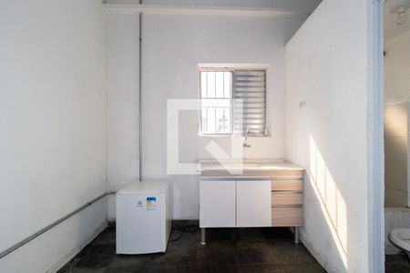 Cozinha de kitnet/studio para alugar com 1 quarto, 25m² em Brás, São Paulo