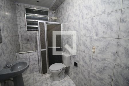 Banheiro de apartamento para alugar com 1 quarto, 55m² em Penha Circular, Rio de Janeiro